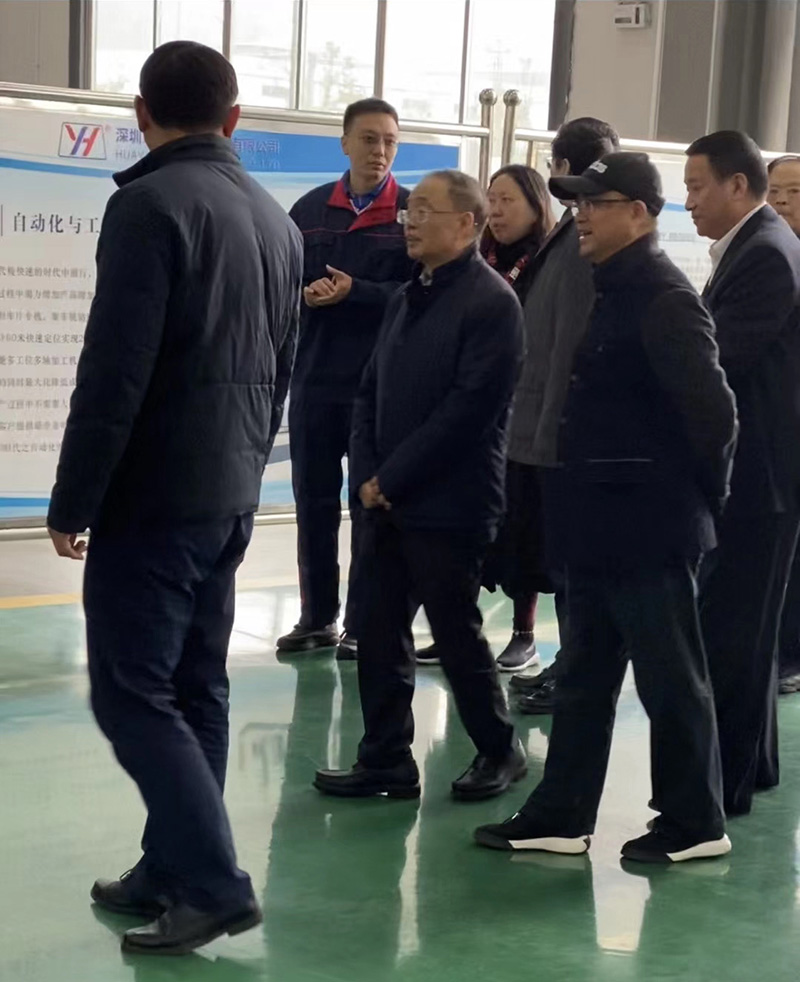 湖南省委書記杜家毫一行來(lái)華亞數(shù)控懷化生產(chǎn)基地視察 湖南省委書記杜家毫一行來(lái)華亞數(shù)控懷化生產(chǎn)基地視察